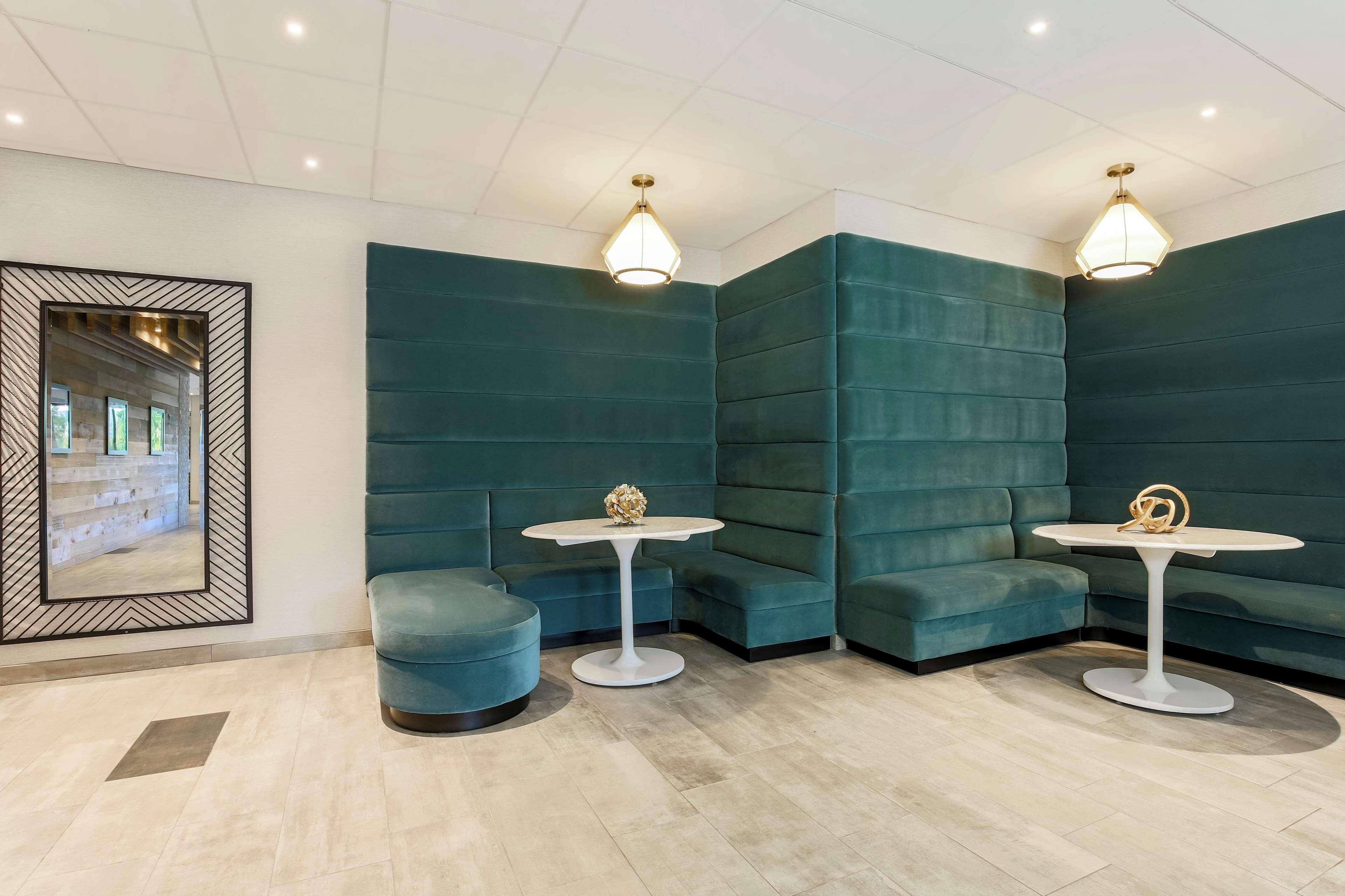 Doubletree By Hilton Austin-University Area מראה חיצוני תמונה