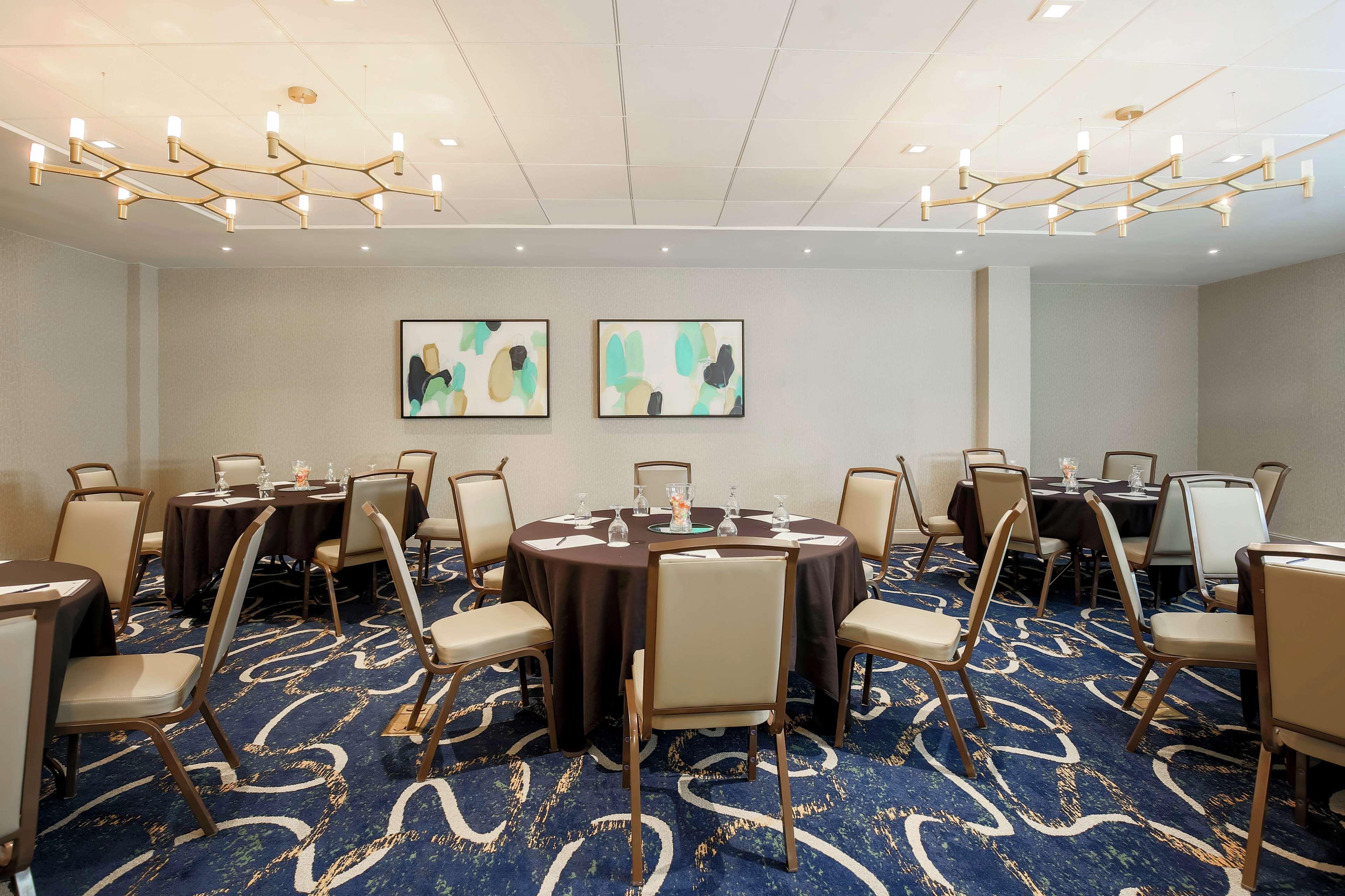 Doubletree By Hilton Austin-University Area מראה חיצוני תמונה