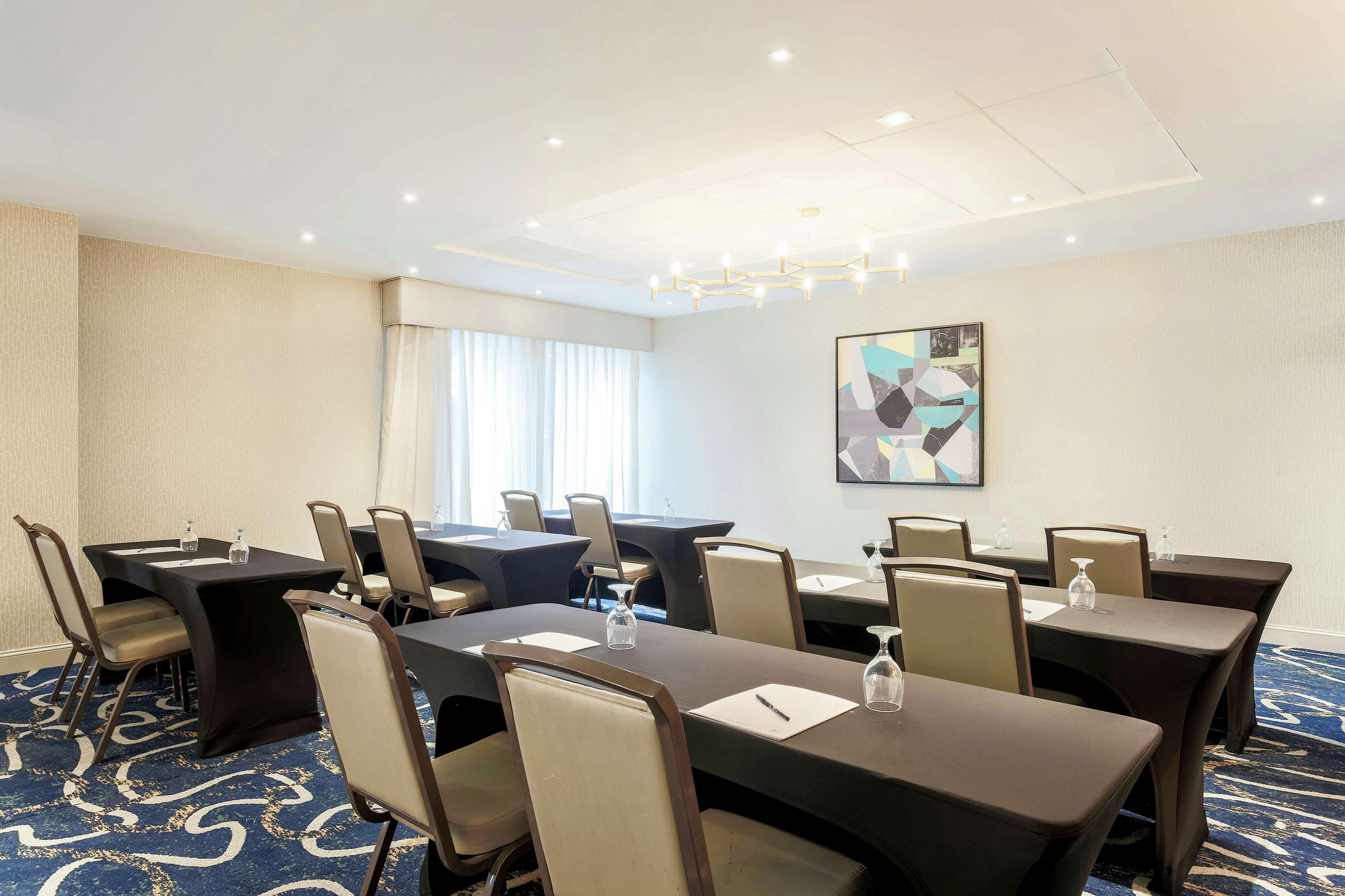 Doubletree By Hilton Austin-University Area מראה חיצוני תמונה