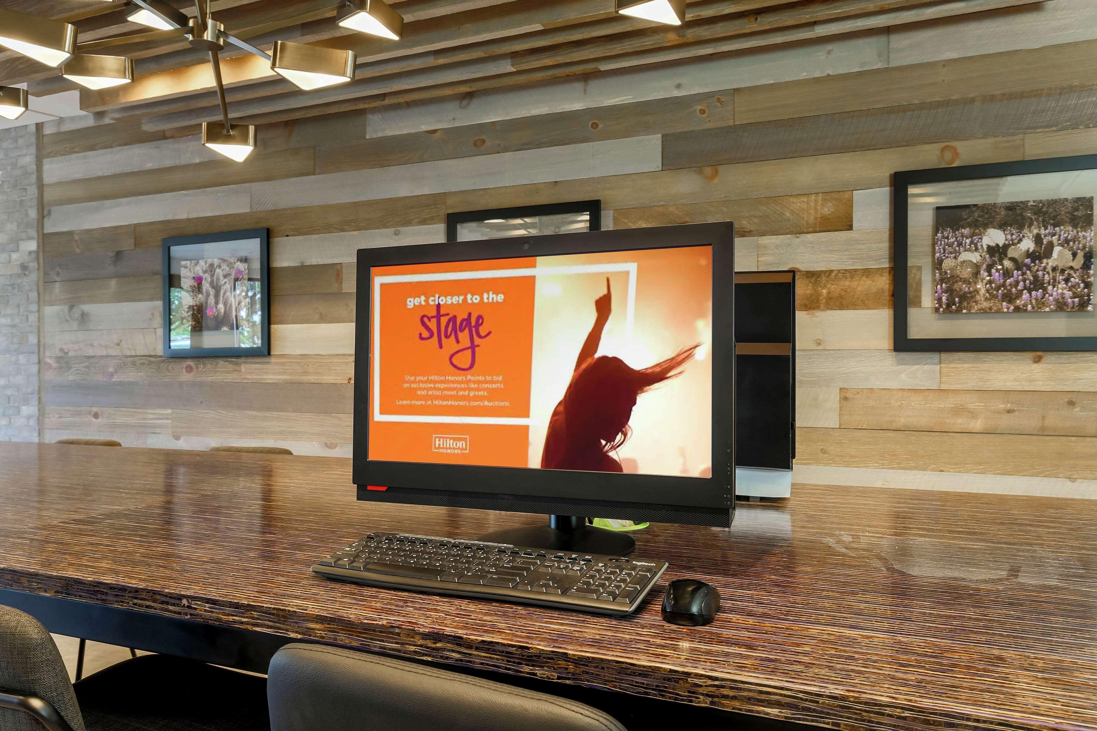 Doubletree By Hilton Austin-University Area מראה חיצוני תמונה