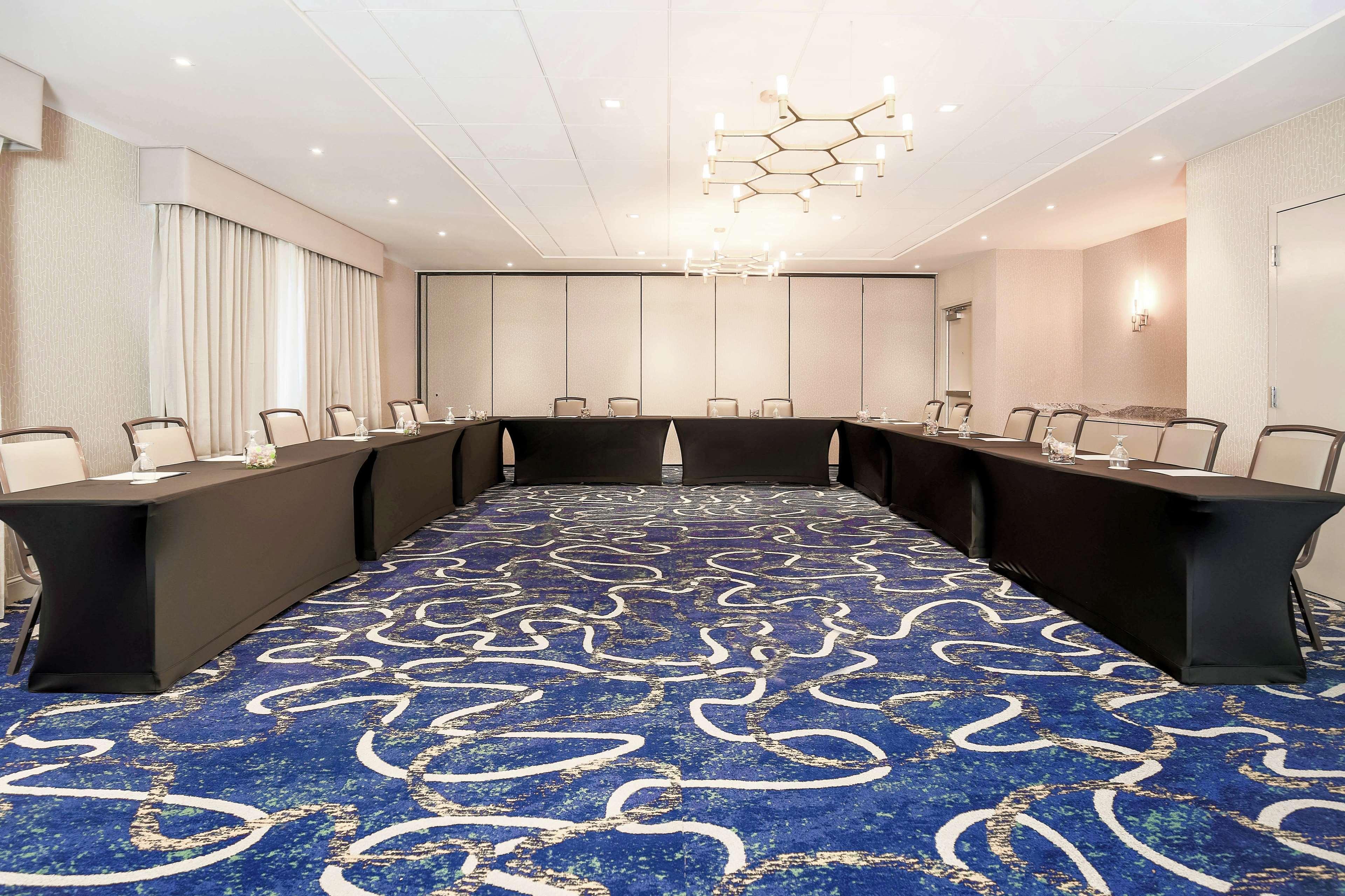 Doubletree By Hilton Austin-University Area מראה חיצוני תמונה
