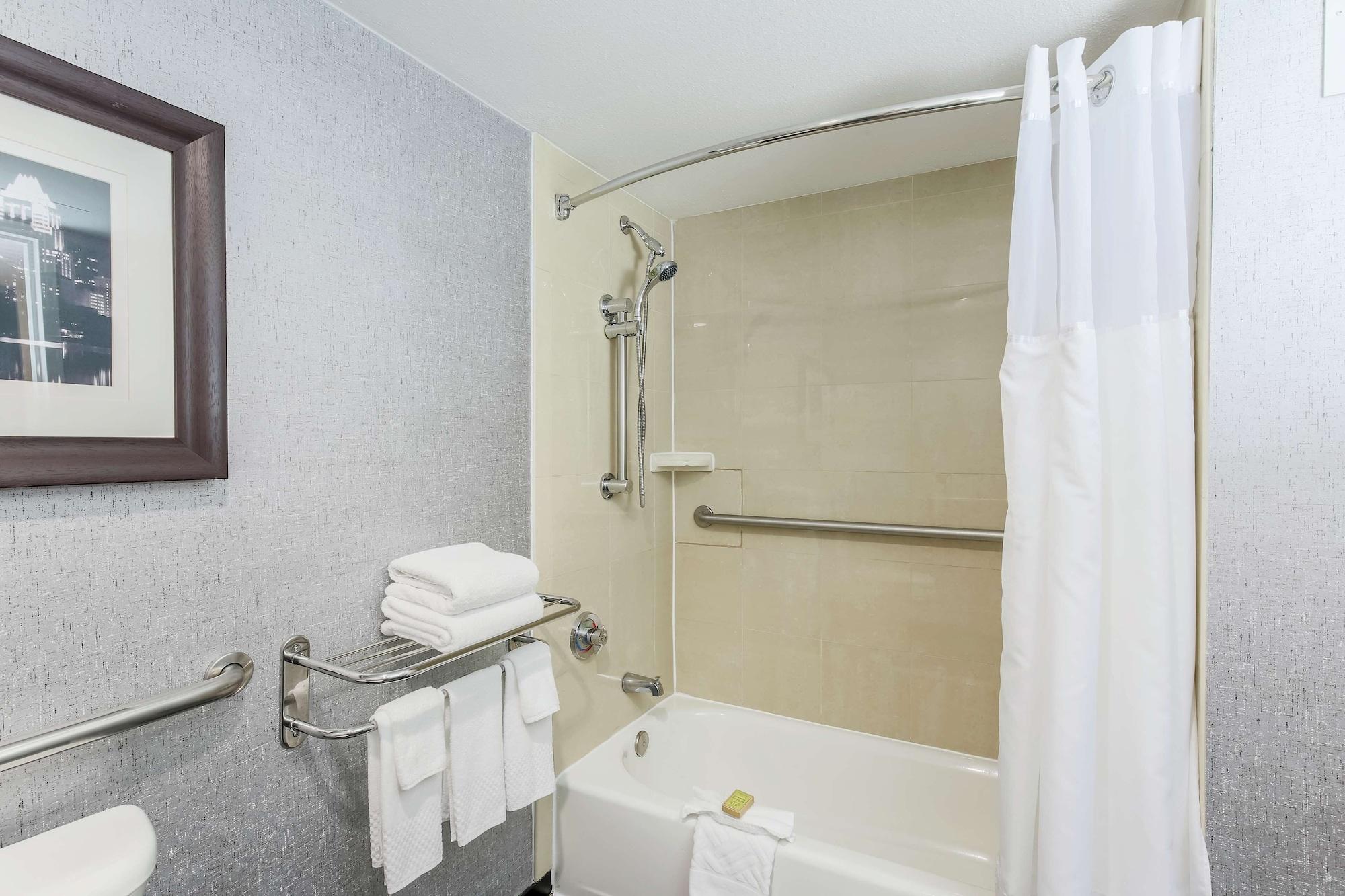 Doubletree By Hilton Austin-University Area מראה חיצוני תמונה