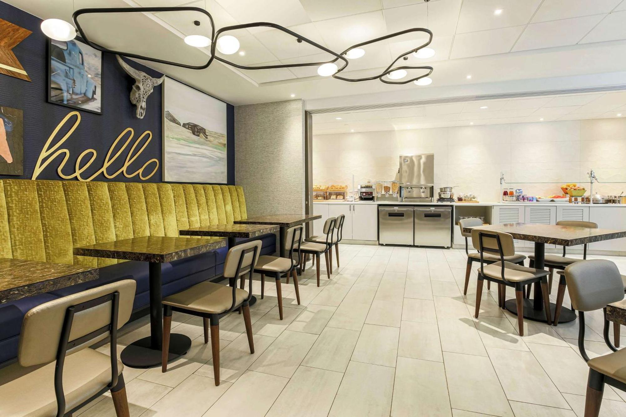 Doubletree By Hilton Austin-University Area מראה חיצוני תמונה